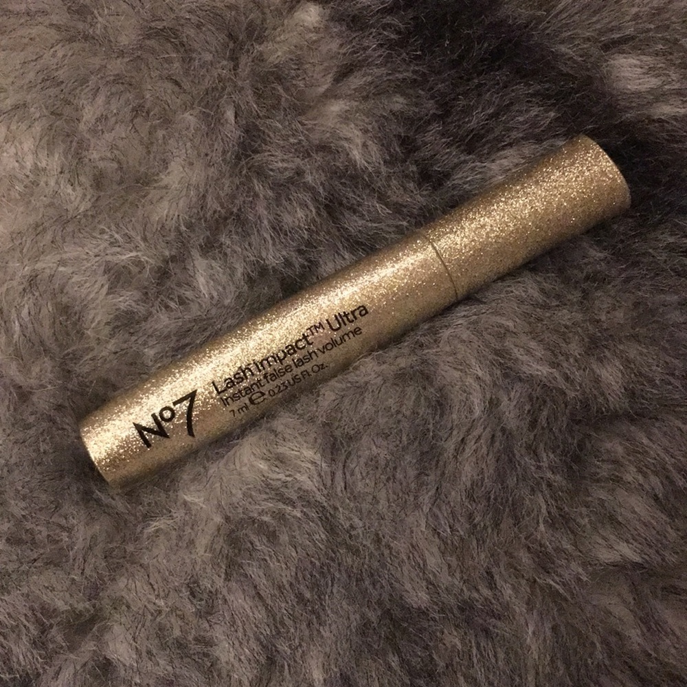 No 7 Lash Impact Ultra Mascara